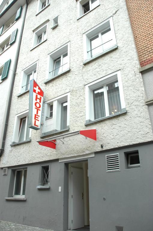 Weisses Kreuz Hotel 3*